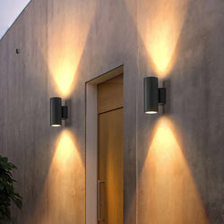 AlumiBright - -Wandleuchte aus Aluminium