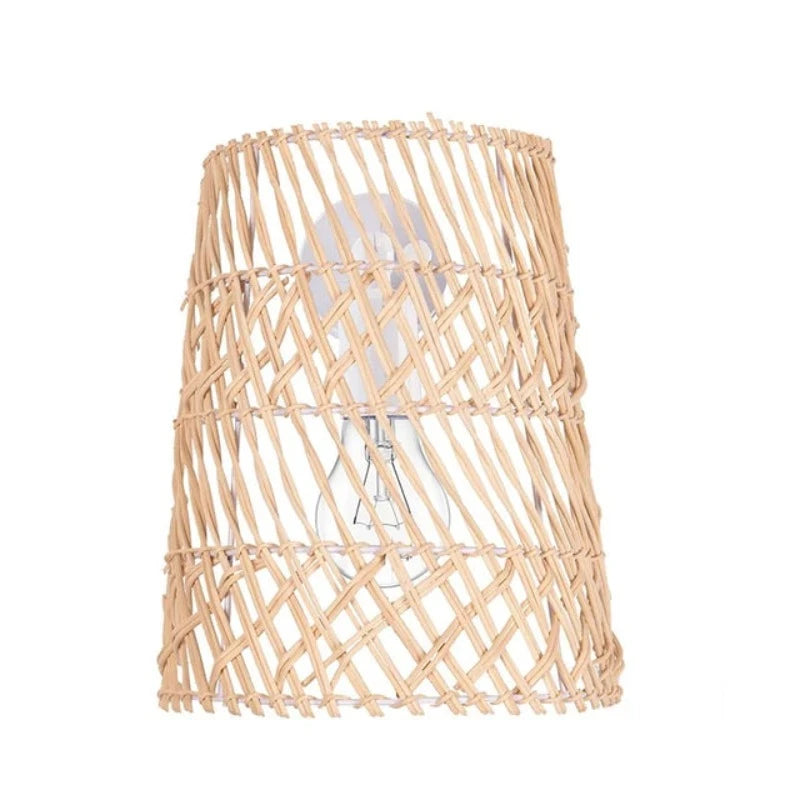 ArtisanElegance - Rattan Wandleuchte