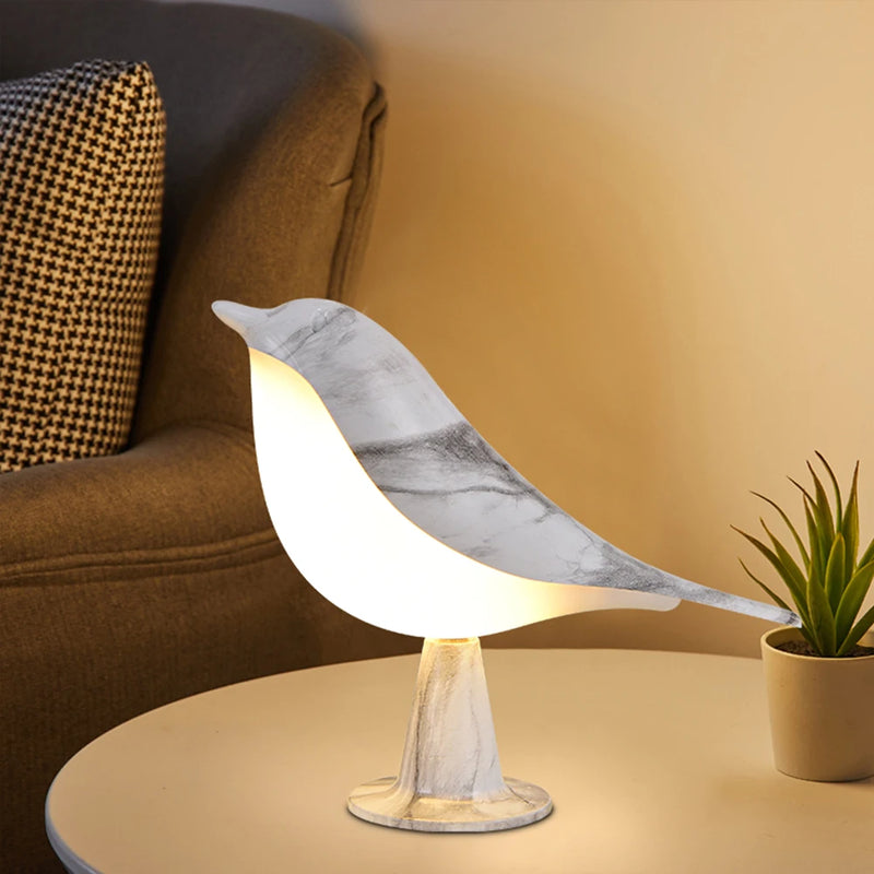 NestLight - Vogel Tischlampe