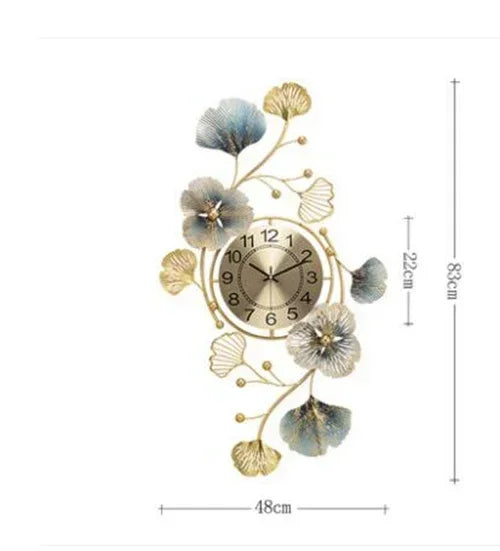 BlossomElegance - Floral Luxury Wanduhr