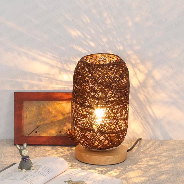 Woodland - Tischlampe aus Holz Rope