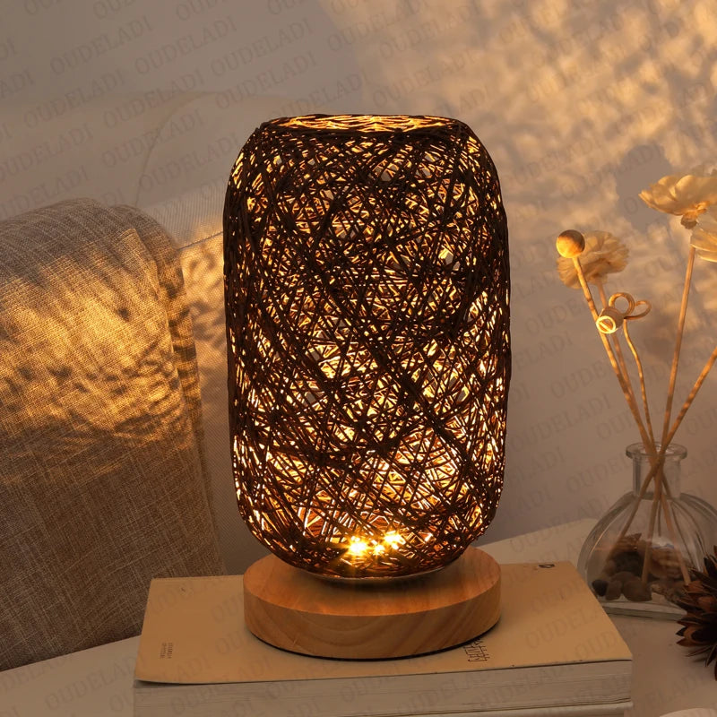 Woodland - Tischlampe aus Holz Rope