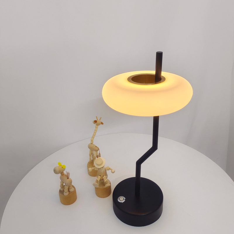 SwayGlow - Unregelmäßige drehbare moderne Lampe